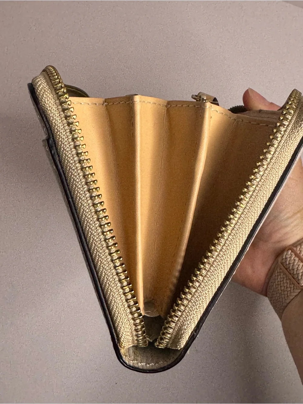 #410 Kate Spade New York Wellesley Neda Leather Zip Around Long Wallet